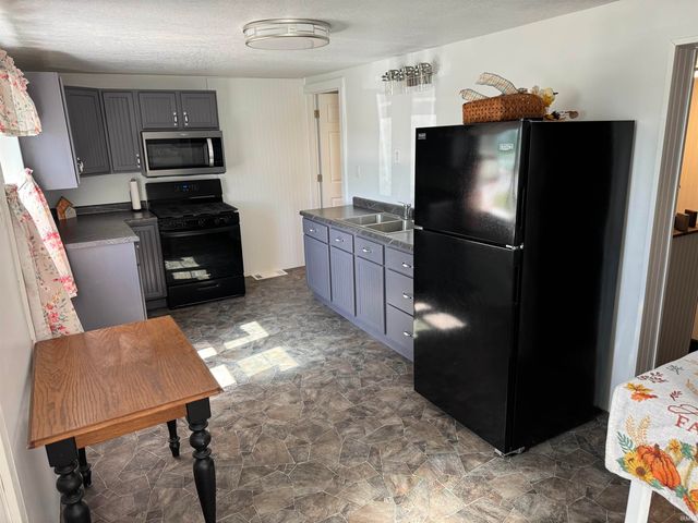 6010 N 600 W, Decatur, IN 46733