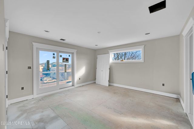 58 I Street, Seaside Park, NJ 08752