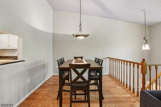 38 Edward Dr, Franklin Twp., NJ 08823