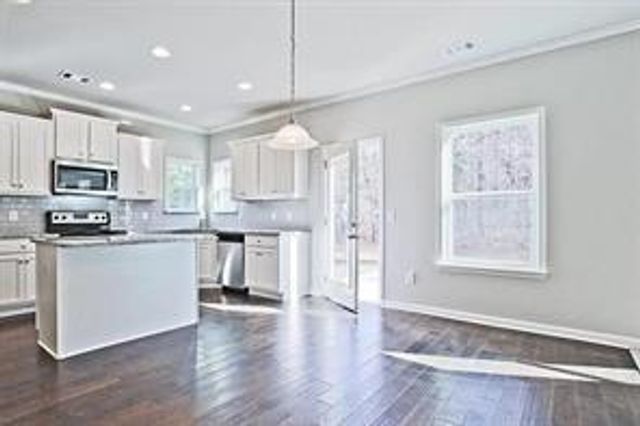 1406 Weeping Tree Drive, Auburn, GA 30011