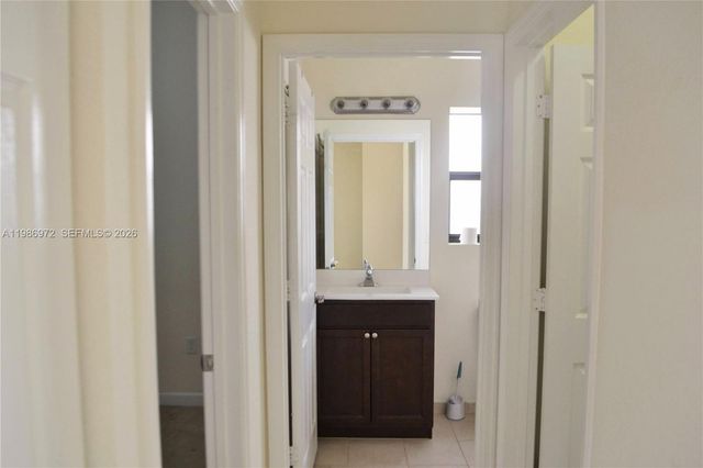 164 NE 23rd Ter, Homestead, FL 33033