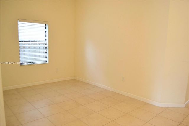 164 NE 23rd Ter, Homestead, FL 33033