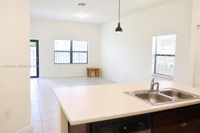 164 NE 23rd Ter, Homestead, FL 33033