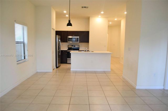 164 NE 23rd Ter, Homestead, FL 33033