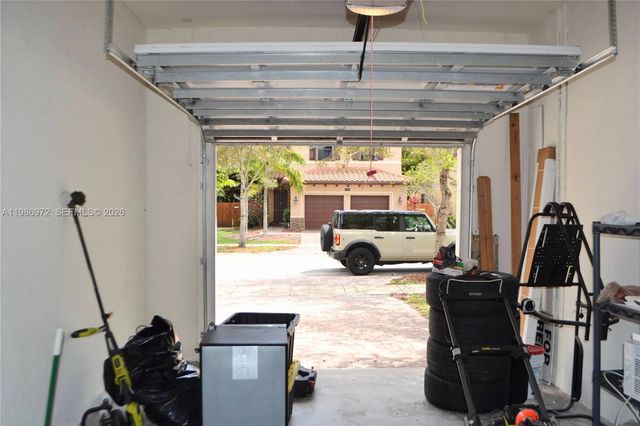 164 NE 23rd Ter, Homestead, FL 33033