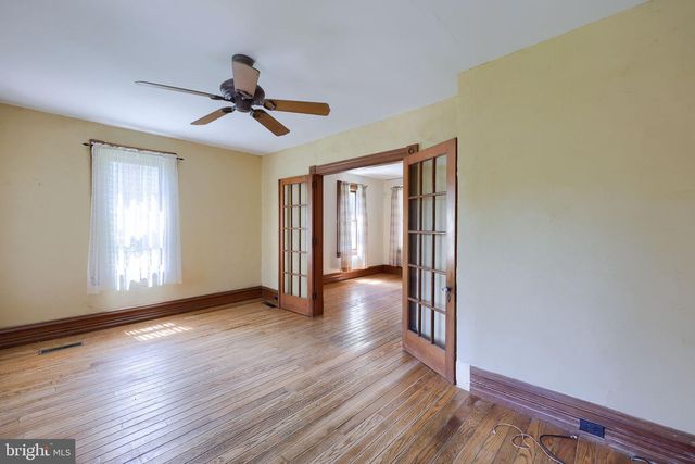 820 FRIEDENSBURG RD, Reading, PA 19606