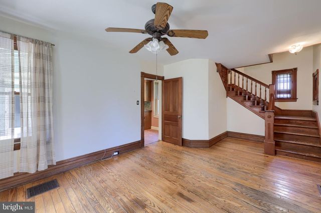 820 FRIEDENSBURG RD, Reading, PA 19606