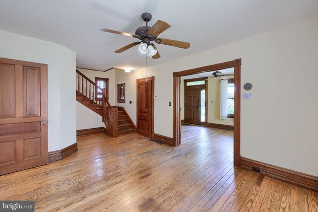 820 FRIEDENSBURG RD, Reading, PA 19606