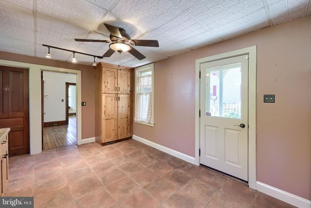 820 FRIEDENSBURG RD, Reading, PA 19606
