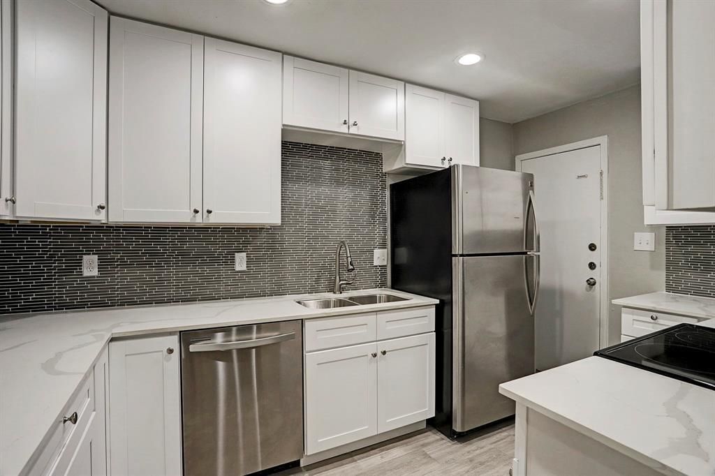 12633 Memorial Drive 218, Houston, TX 77024