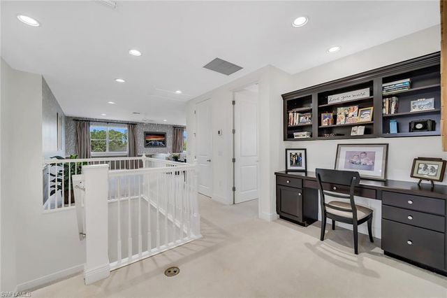 3783 Canopy CIR, Naples, FL 34120