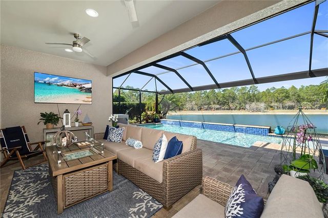 3783 Canopy CIR, Naples, FL 34120