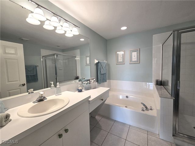 23034 Lone Oak DR, Estero, FL 33928