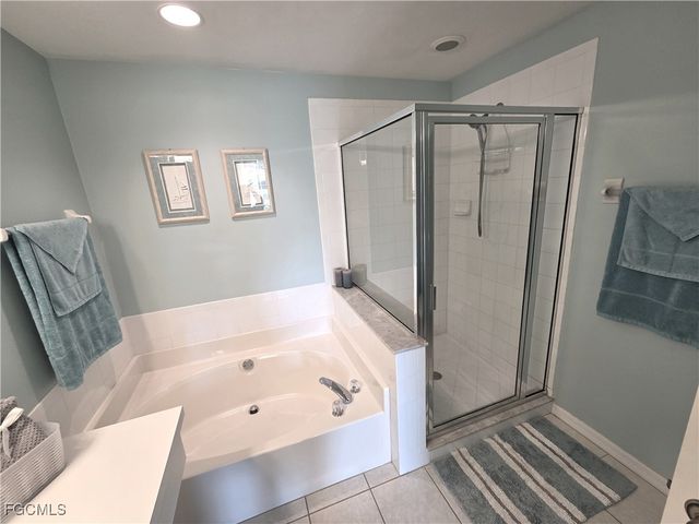 23034 Lone Oak DR, Estero, FL 33928