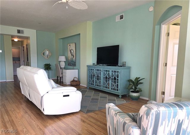 23034 Lone Oak DR, Estero, FL 33928