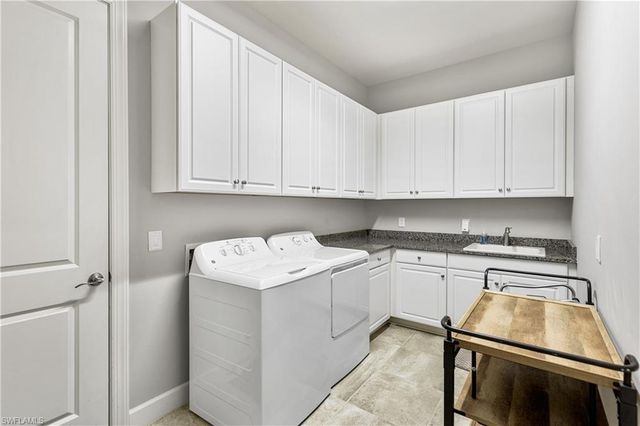 8395 Palacio TER S, Naples, FL 34114