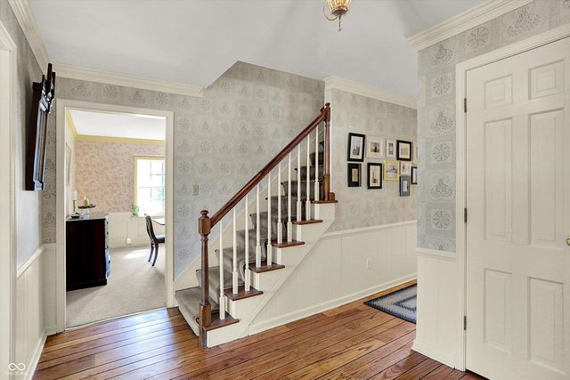 80 Williamsburg Court, Zionsville, IN 46077