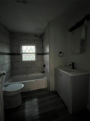 4917 Jones Street, Houston, TX 77016