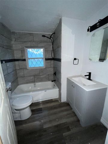 4917 Jones Street, Houston, TX 77016