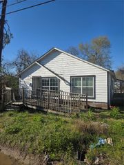 4917 Jones Street, Houston, TX 77016