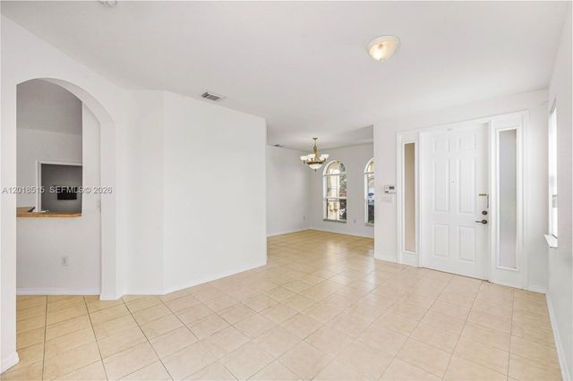 13724 SW 115th Ln, Miami, FL 33186