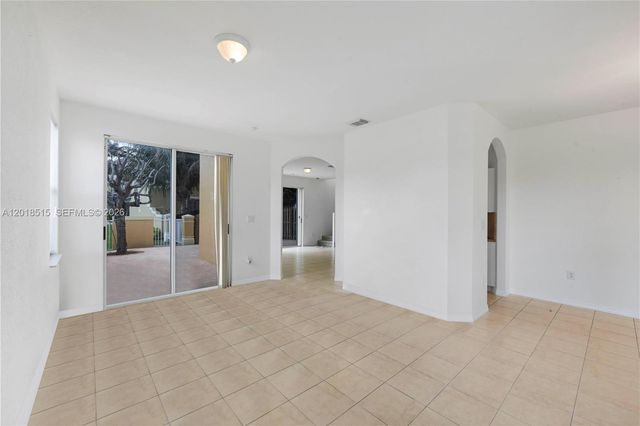 13724 SW 115th Ln, Miami, FL 33186