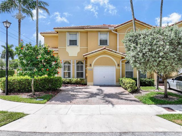 13724 SW 115th Ln, Miami, FL 33186
