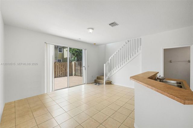13724 SW 115th Ln, Miami, FL 33186