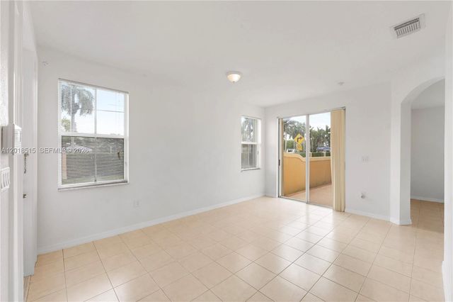13724 SW 115th Ln, Miami, FL 33186