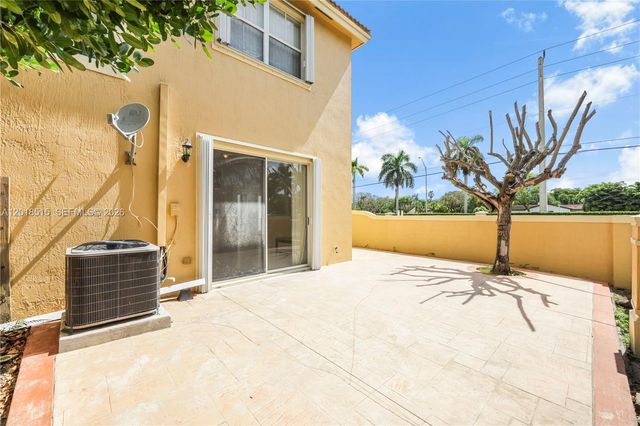 13724 SW 115th Ln, Miami, FL 33186
