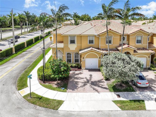 13724 SW 115th Ln, Miami, FL 33186
