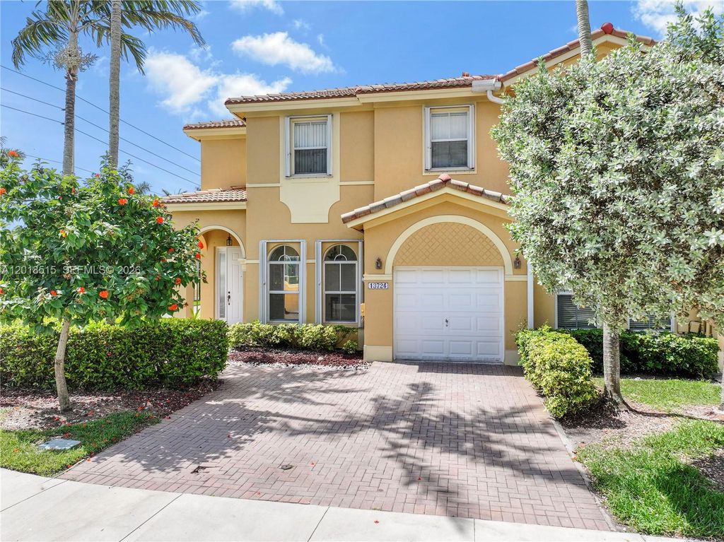13724 SW 115th Ln, Miami, FL 33186