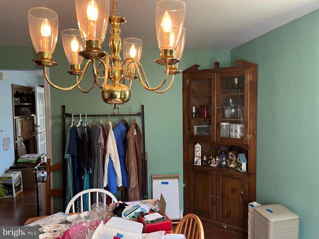 180 ELMORE AVE, Hamilton, NJ 08619