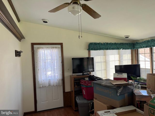 180 ELMORE AVE, Hamilton, NJ 08619