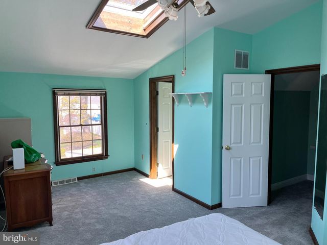 180 ELMORE AVE, Hamilton, NJ 08619