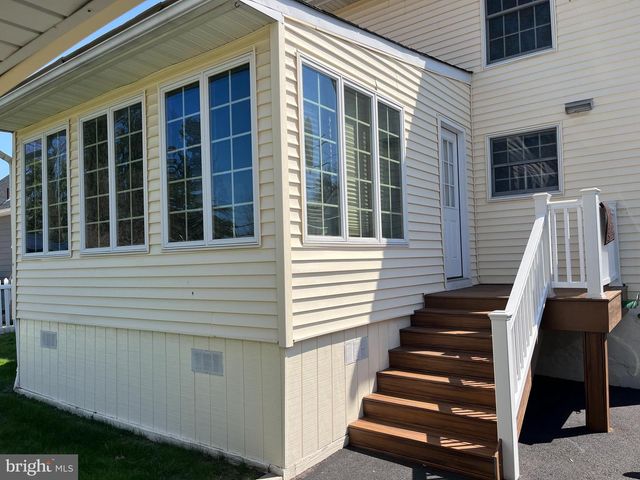 180 ELMORE AVE, Hamilton, NJ 08619