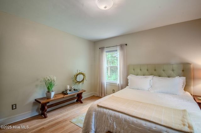 504 S Walker Street, Saint Helena, NC 28425