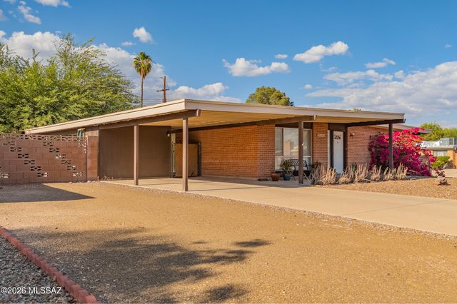 8149 E Colette Place, Tucson, AZ 85710