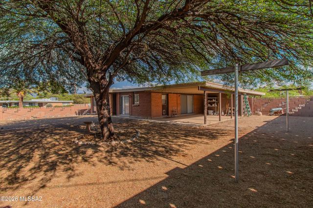 8149 E Colette Place, Tucson, AZ 85710
