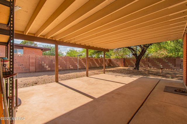 8149 E Colette Place, Tucson, AZ 85710