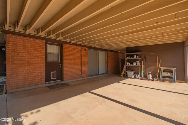 8149 E Colette Place, Tucson, AZ 85710