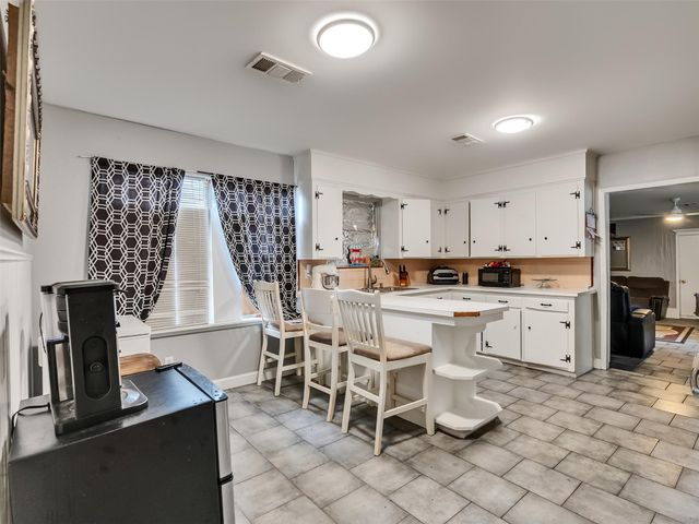 815 Avenue G, South Houston, TX 77587