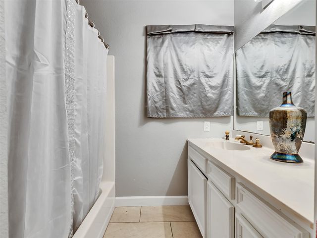 815 Avenue G, South Houston, TX 77587