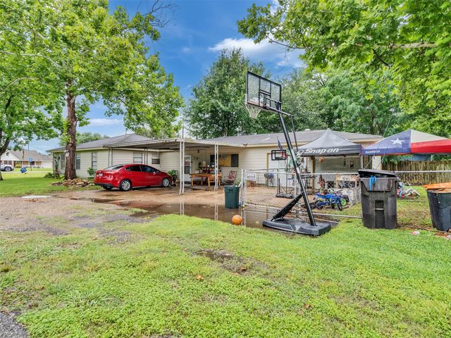 815 Avenue G, South Houston, TX 77587