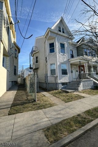 601 E 23Rd St, Paterson City, NJ 07514