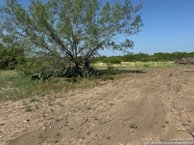 23 Windmill Ranchettes CR 329, Jourdanton, TX 78064