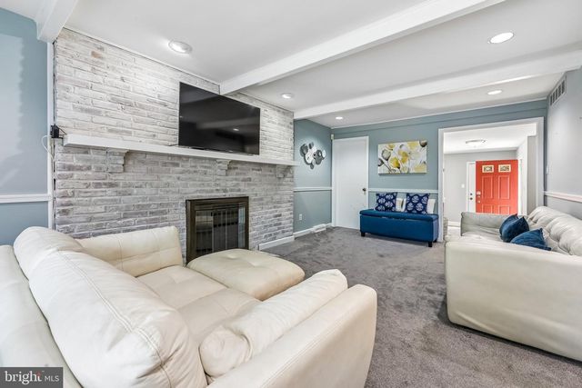 28 DONCASTER CT, Cherry Hill, NJ 08003