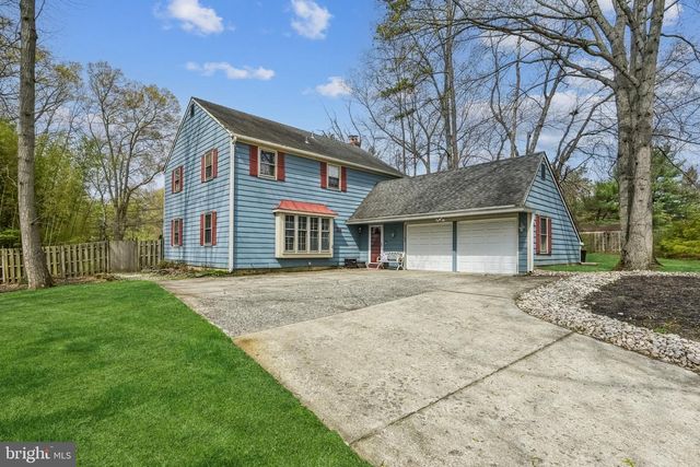 28 DONCASTER CT, Cherry Hill, NJ 08003