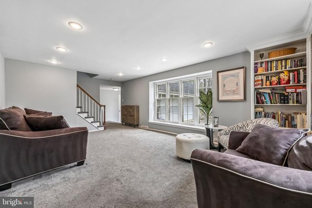 28 DONCASTER CT, Cherry Hill, NJ 08003