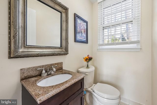 28 DONCASTER CT, Cherry Hill, NJ 08003